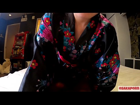 ❤️ Ung cosplay-jente elsker sex til orgasme med en sprut i en hestekvinne og en blowjob. Asiatisk jente med hårete fitte og vakre pupper i tradisjonell japansk drakt i amatørvideo som viser onani med jævla leker. Sakura 3 OSAKAPORN. ❤ Analvideo hos oss ️❤